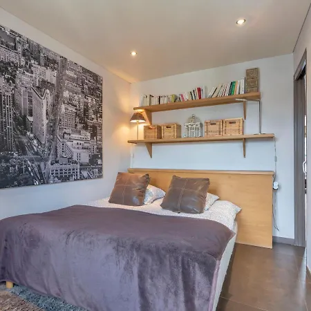 3 Pieces En Plein Centre De Avec Terrasse, 2 Et Toutes Commodites - Fr-1-453-268 Apartamento *