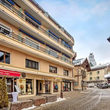 3 Pieces En Plein Centre De Avec Terrasse, 2 Et Toutes Commodites - Fr-1-453-268 Apartamento *